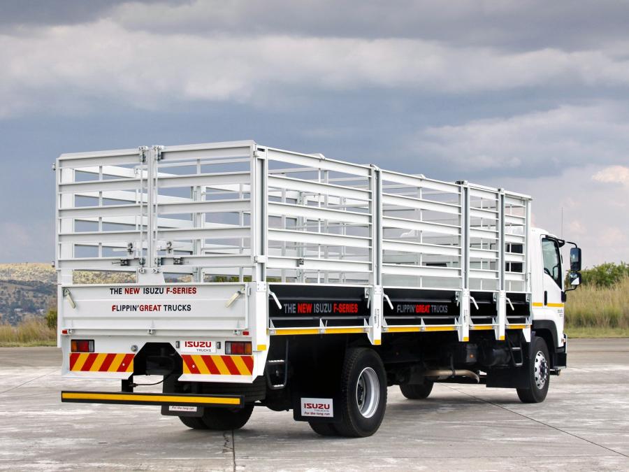  Isuzu FVR900 2008 года  (фото 2 из 8)